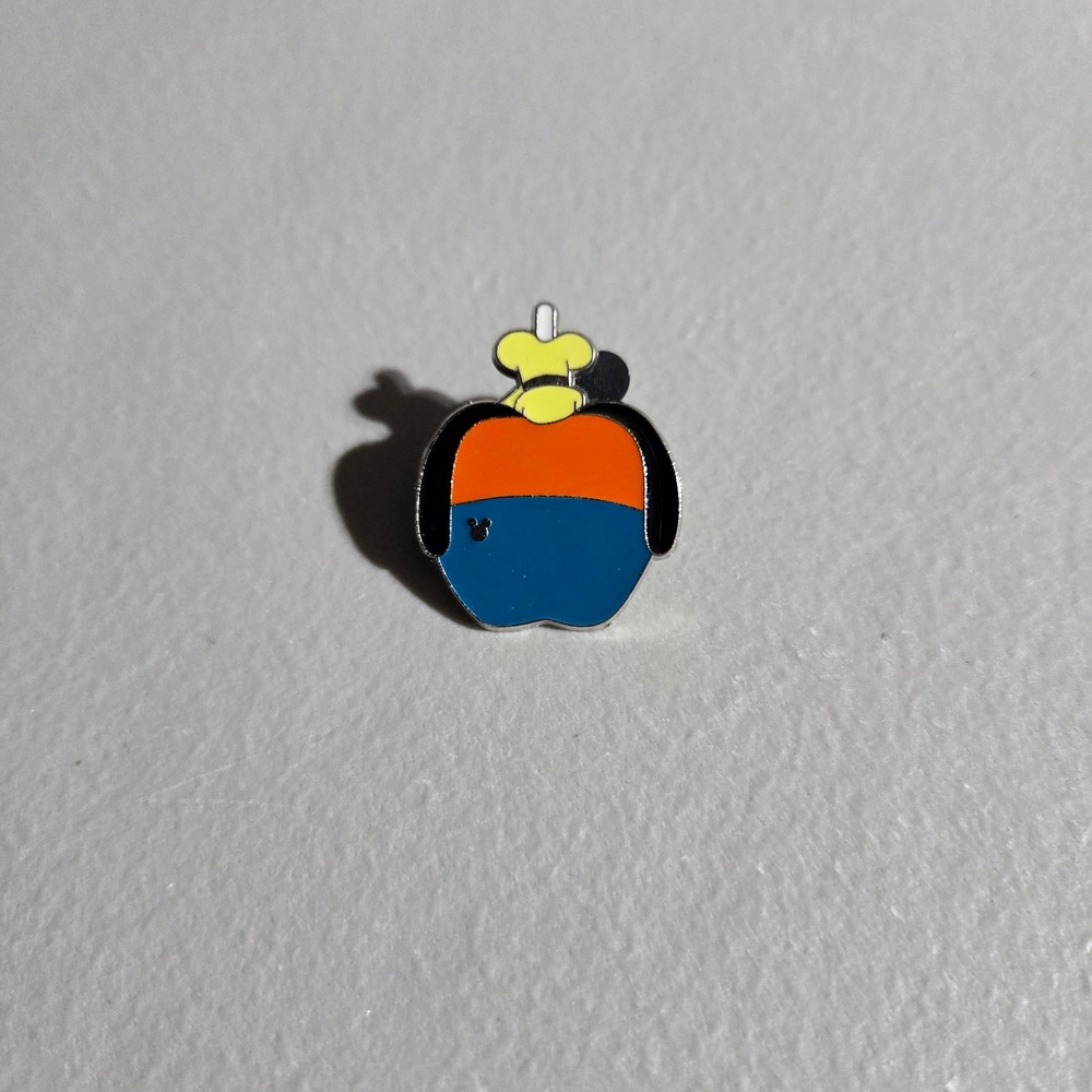 Disney Lapel Pin Unisex OS Multicolor Goofy Apple Hidden Mickey Fruit Series